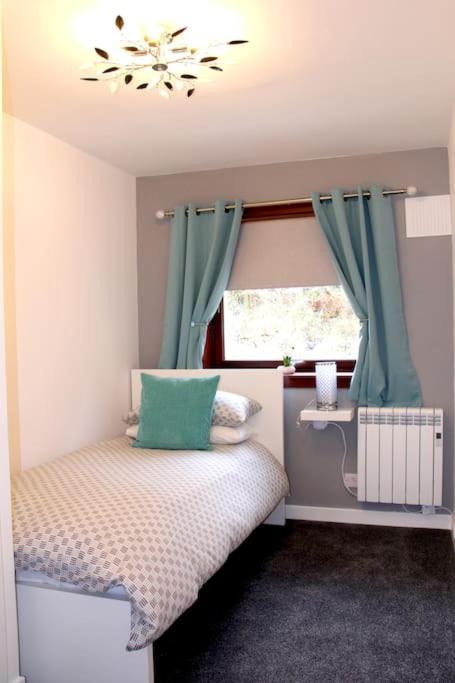 Premium Ground Floor Apartment, Near Fort William Town Centre Kültér fotó